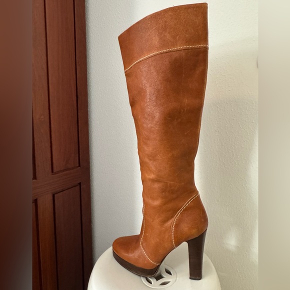 Michael Kors McGraw Knee-high boot on cognac size 10 - Picture 2 of 6